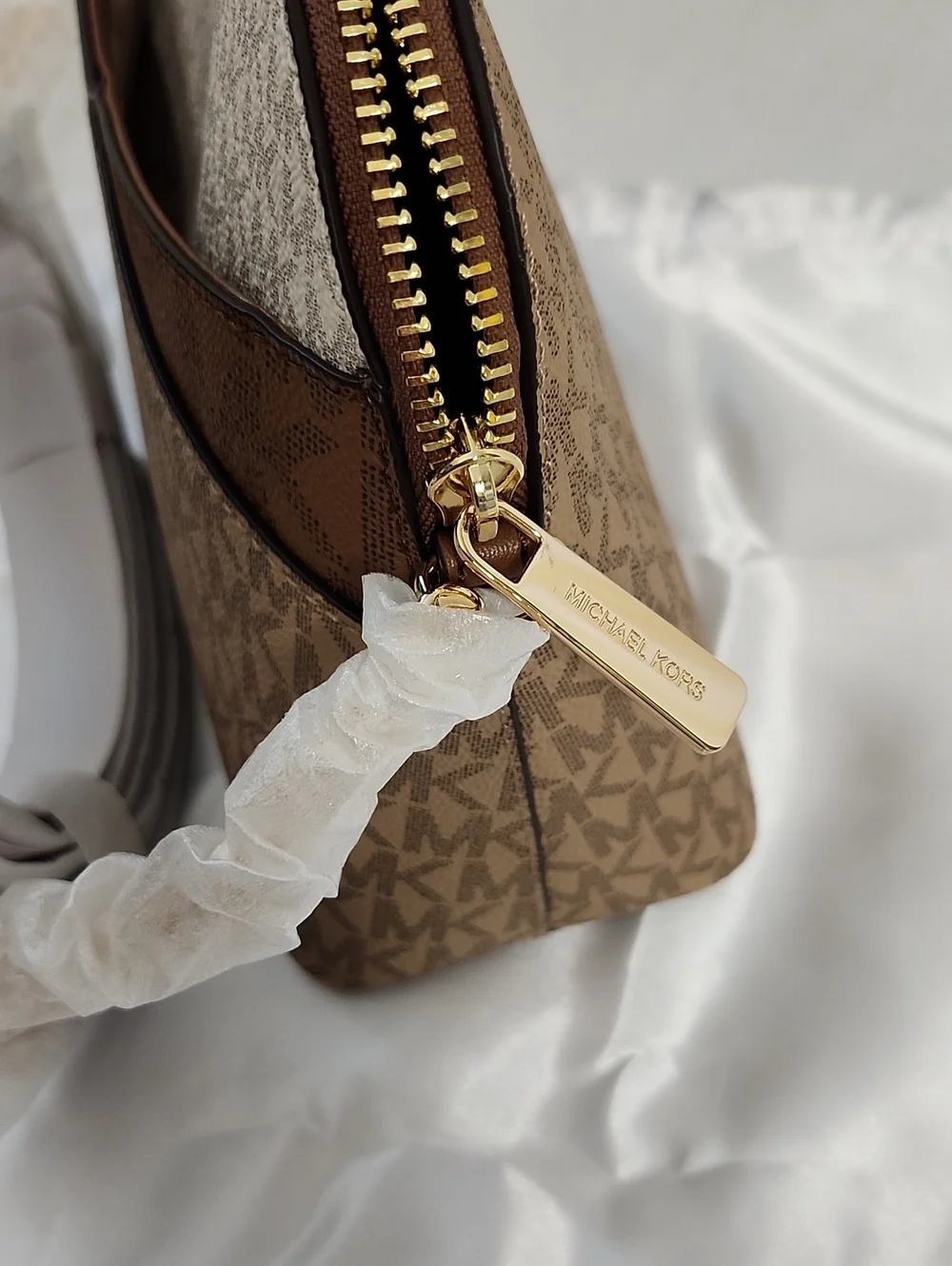 Michael Kors Camel Multi MD Dome Crossbody Bag w/ Coordinating Snap Wallet Set